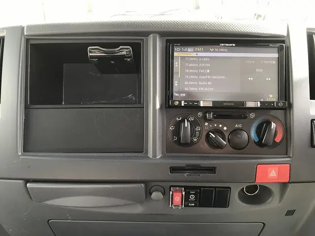 いすゞ エルフ TRG-NPR85AR(2WD)の写真27