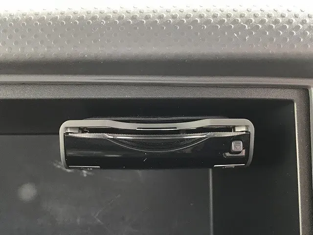 いすゞ エルフ TRG-NPR85AR(2WD)の写真29