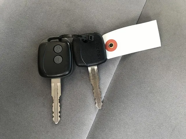 いすゞ エルフ TRG-NPR85AR(2WD)の写真34