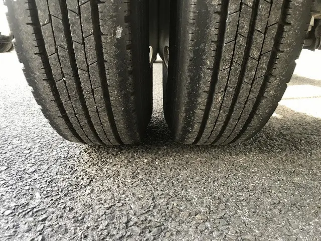 いすゞ エルフ TRG-NPR85AR(2WD)の写真42