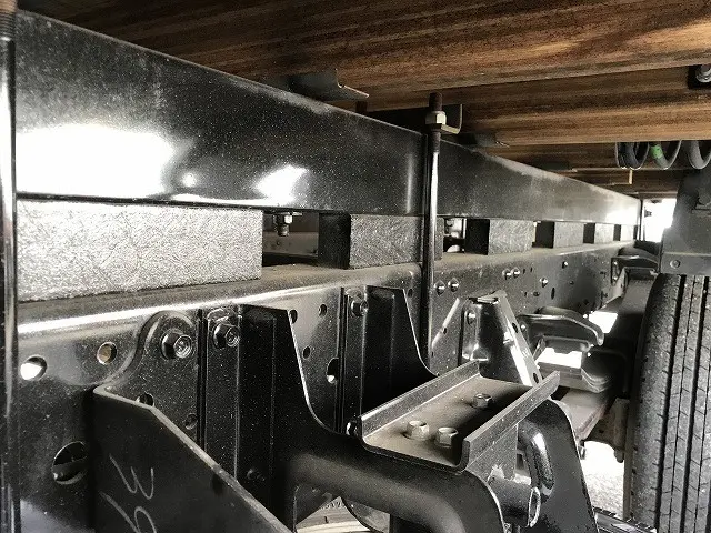 いすゞ エルフ TRG-NPR85AR(2WD)の写真44