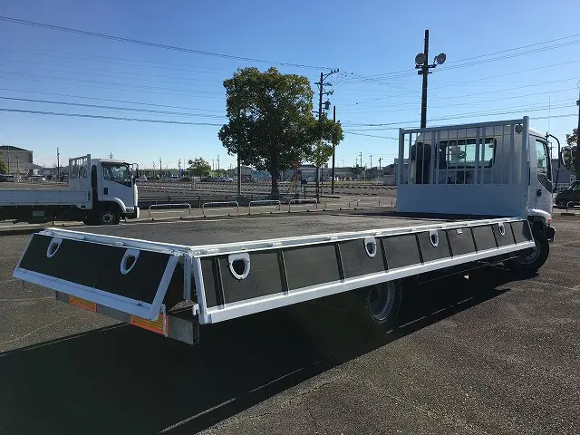 いすゞ フォワード ADG-FRR90K3S(2WD)の写真15