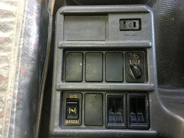 いすゞ フォワード ADG-FRR90K3S(2WD)の写真34