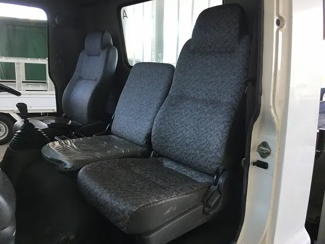 いすゞ フォワード ADG-FRR90K3S(2WD)の写真38