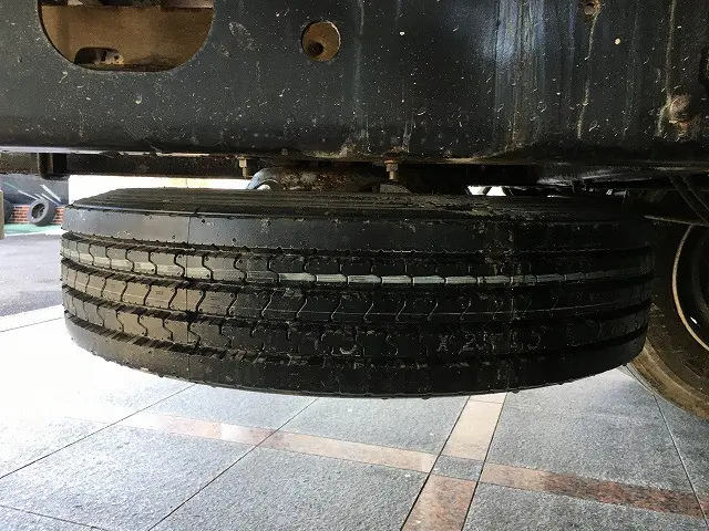 いすゞ フォワード ADG-FRR90K3S(2WD)の写真42