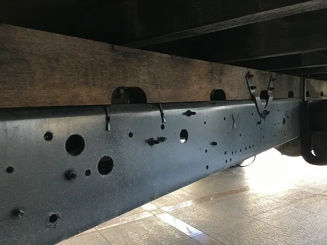 いすゞ フォワード ADG-FRR90K3S(2WD)の写真48