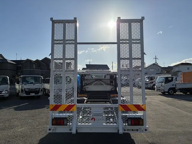 いすゞ エルフ SKG-NPR85YN(2WD)の写真7