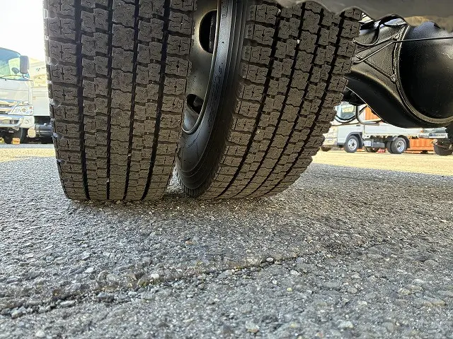 いすゞ エルフ SKG-NPR85YN(2WD)の写真24