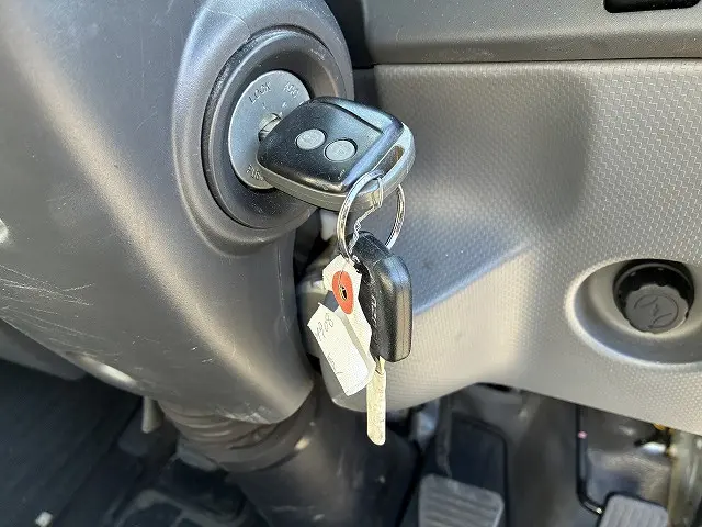 いすゞ エルフ SKG-NPR85YN(2WD)の写真32