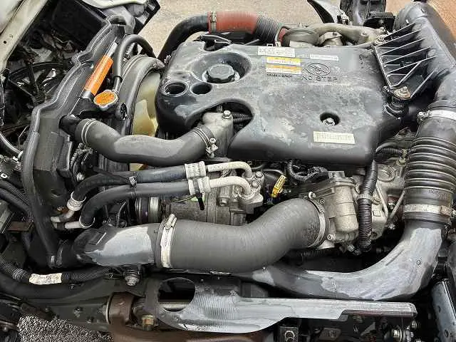 いすゞ エルフ BKG-NJR85A(2WD)の写真18