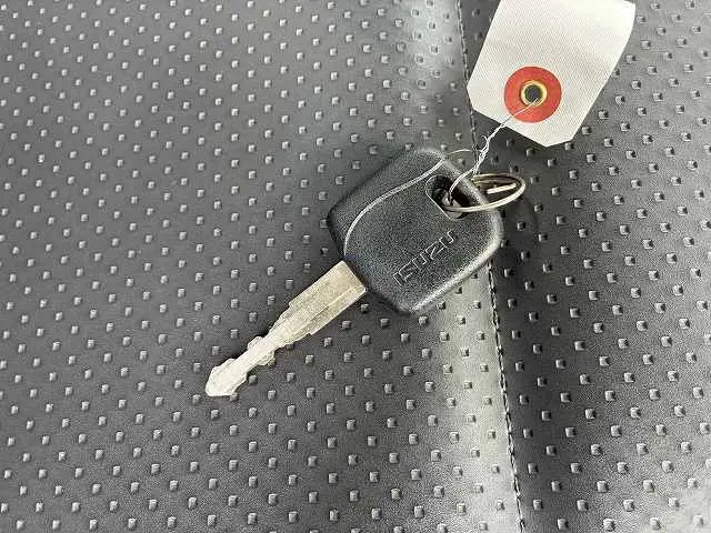 いすゞ エルフ BKG-NJR85A(2WD)の写真46