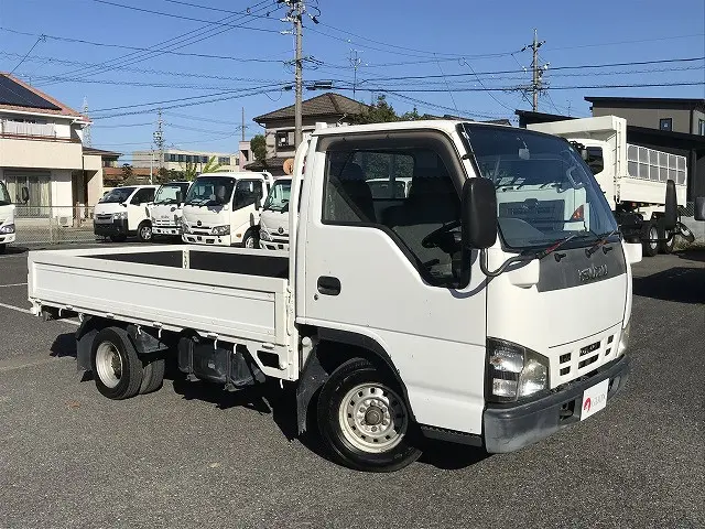 いすゞ エルフ KR-NHR69(2WD)の写真3