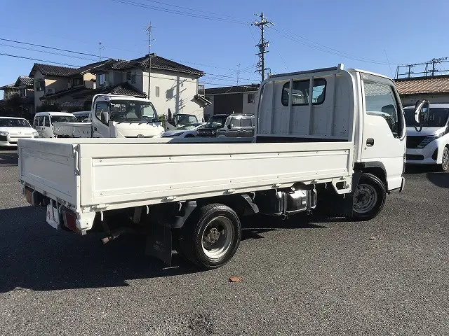 いすゞ エルフ KR-NHR69(2WD)の写真6