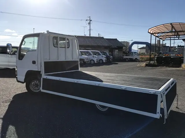 いすゞ エルフ KR-NHR69(2WD)の写真11