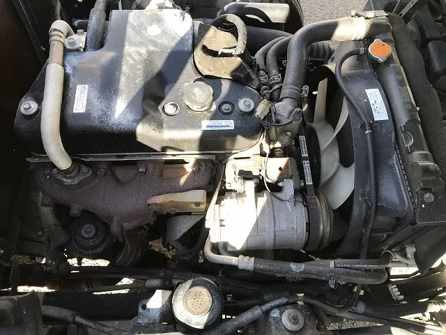 いすゞ エルフ KR-NHR69(2WD)の写真19
