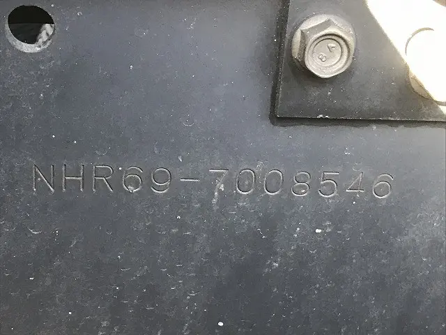 いすゞ エルフ KR-NHR69(2WD)の写真21