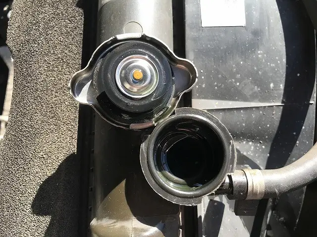 いすゞ エルフ KR-NHR69(2WD)の写真22