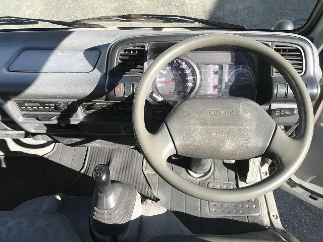 いすゞ エルフ KR-NHR69(2WD)の写真24
