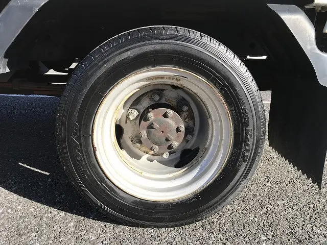 いすゞ エルフ KR-NHR69(2WD)の写真40