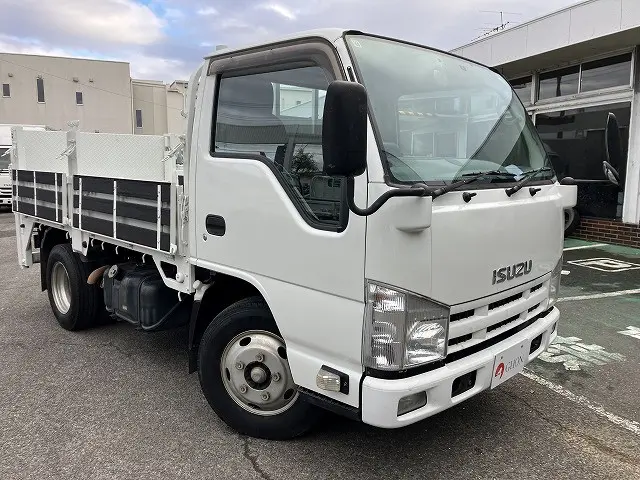 いすゞ エルフ BKG-NKR85A(2WD)の写真17