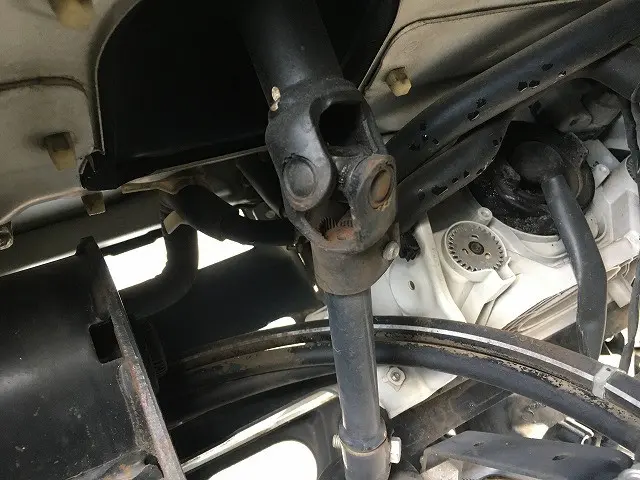 いすゞ エルフ BKG-NKR85A(2WD)の写真32