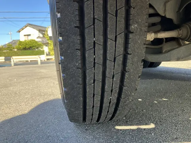 いすゞ フォワード TRG-NKR85A(2WD)の写真29