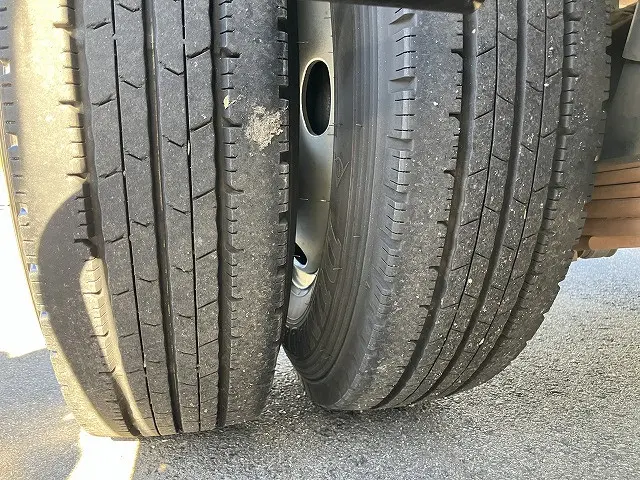 いすゞ フォワード TRG-NKR85A(2WD)の写真32