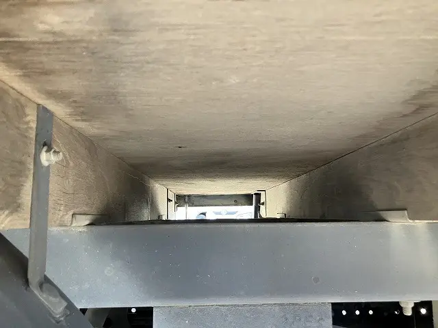 いすゞ フォワード TRG-NKR85A(2WD)の写真37