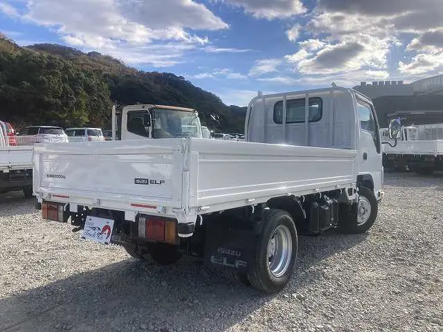 いすゞ エルフ TRG-NJR85A(2WD)の写真8