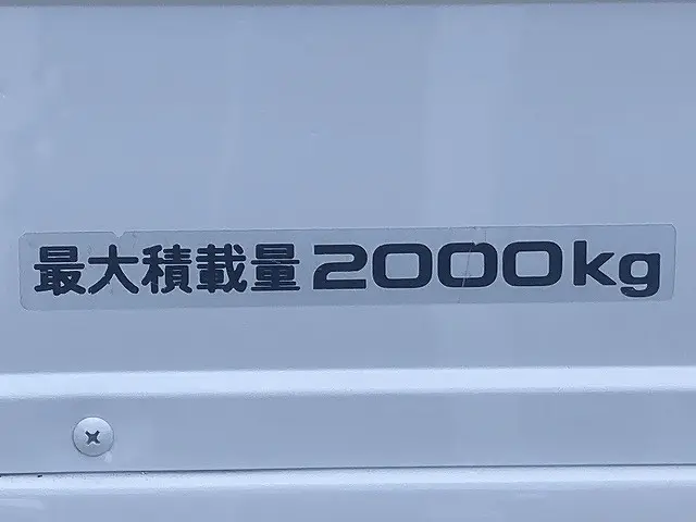 いすゞ エルフ TRG-NJR85A(2WD)の写真18