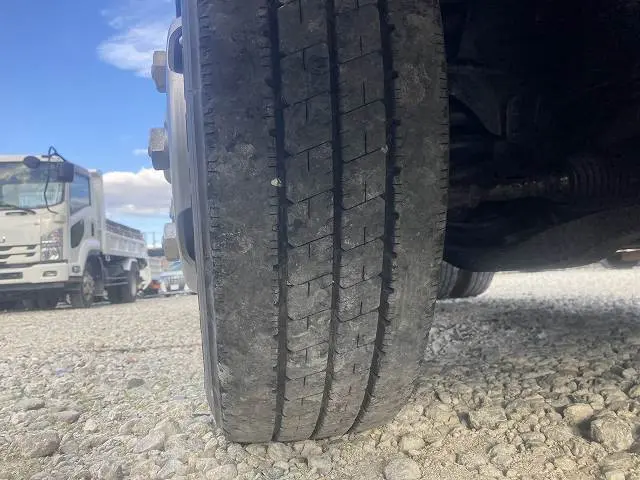 いすゞ エルフ TRG-NJR85A(2WD)の写真35