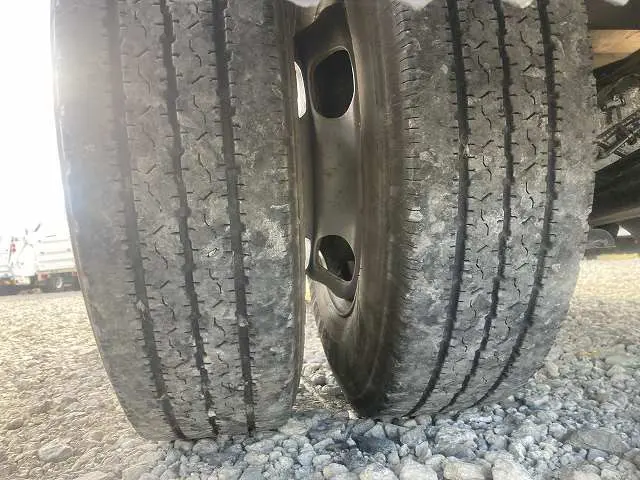 いすゞ エルフ TRG-NJR85A(2WD)の写真45