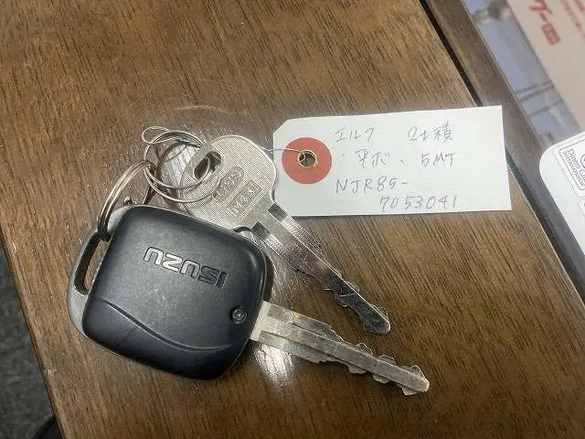 いすゞ エルフ TRG-NJR85A(2WD)の写真50