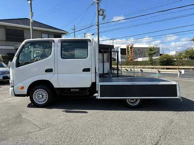 トヨタ ダイナ 3BF-TRY230(2WD)の写真11