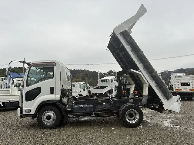 いすゞ フォワード TKG-FRR90S2(2WD)の写真4