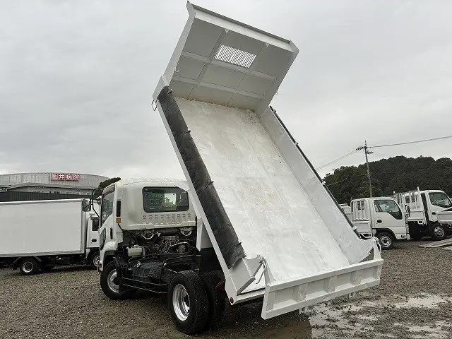 いすゞ フォワード TKG-FRR90S2(2WD)の写真6
