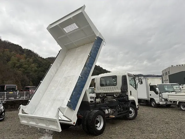 いすゞ フォワード TKG-FRR90S2(2WD)の写真8