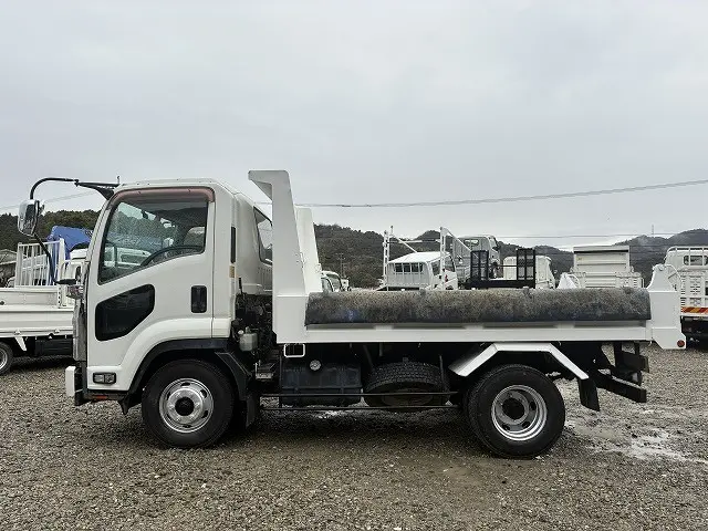 いすゞ フォワード TKG-FRR90S2(2WD)の写真11
