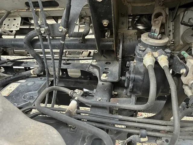 いすゞ フォワード TKG-FRR90S2(2WD)の写真24