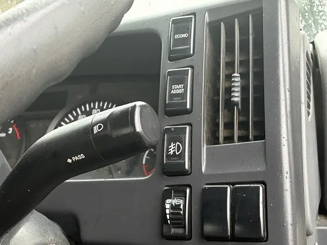 いすゞ フォワード TKG-FRR90S2(2WD)の写真37