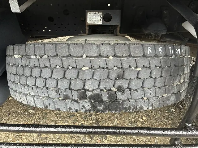 いすゞ フォワード TKG-FRR90S2(2WD)の写真48