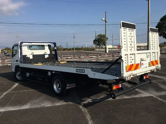 三菱 キャンター 2PG-FEB80(2WD)の写真13