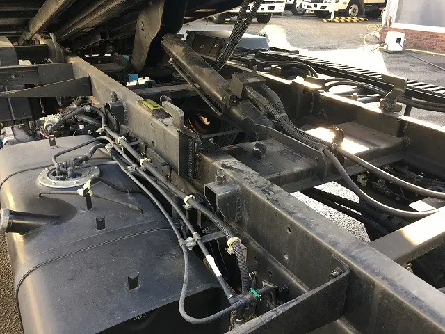 三菱 キャンター 2PG-FEB80(2WD)の写真29