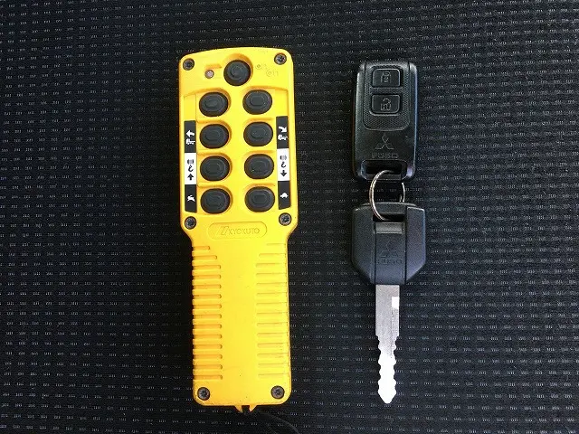 三菱 キャンター 2PG-FEB80(2WD)の写真35