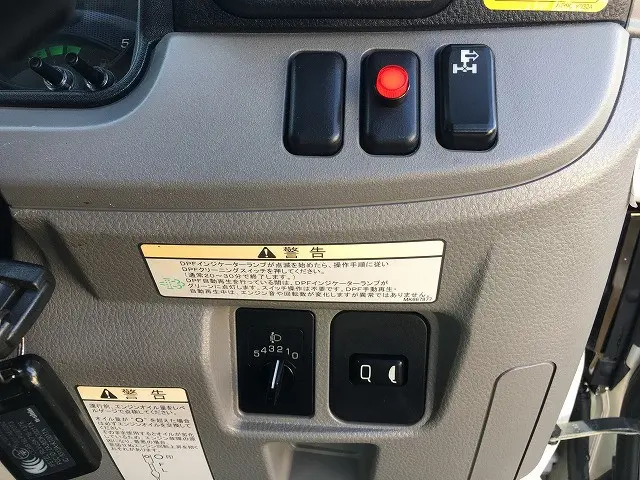 三菱 キャンター 2PG-FEB80(2WD)の写真42