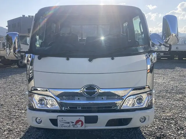 日野 デュトロ 2RG-XZU605M(2WD)の写真2