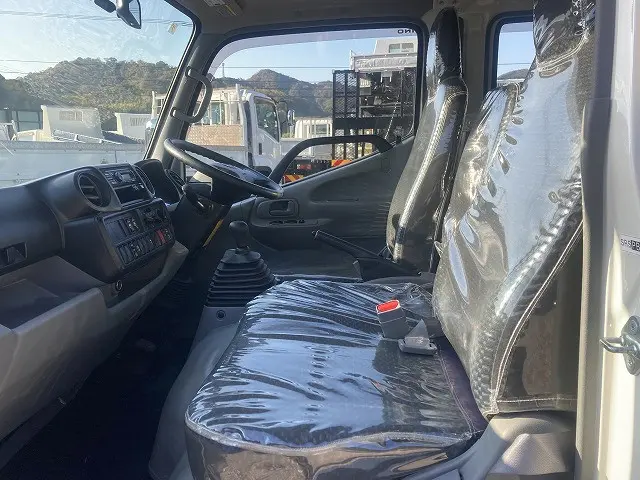 日野 デュトロ 2RG-XZU605M(2WD)の写真20