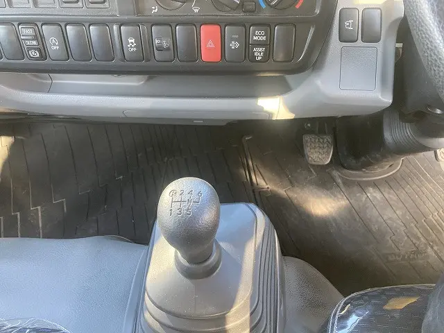 日野 デュトロ 2RG-XZU605M(2WD)の写真28