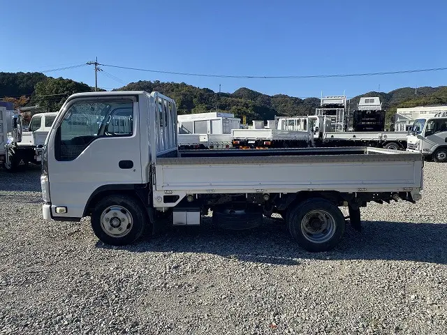 いすゞ エルフ TRG-NJR85A(2WD)の写真4