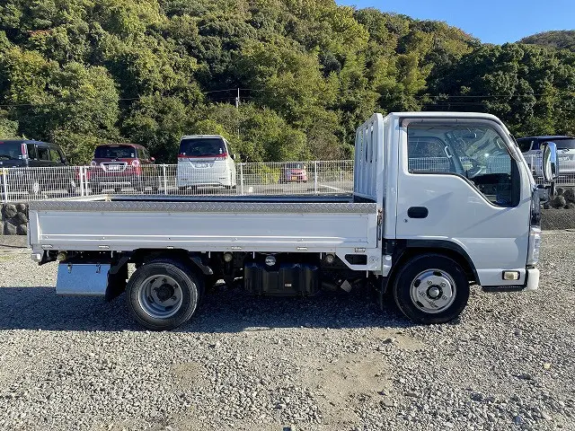 いすゞ エルフ TRG-NJR85A(2WD)の写真5